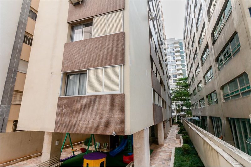 Apartamento na Sana Cecilia com 130m² rua Brasílio Machado São Paulo - 