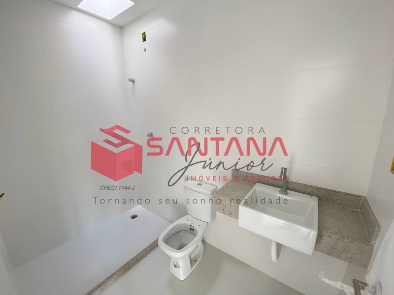 CASA EM CONDOMÍNIO 4/4 SENDO 3 SUITES (INDISPONÍVEL) Rua Priscila B Dutra Lauro de Freitas - 