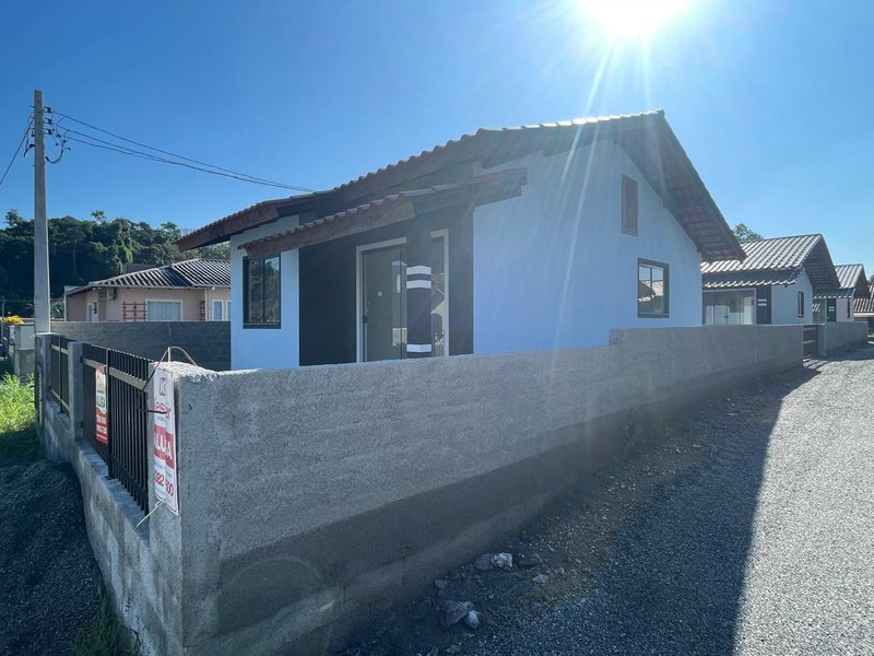 Casas no Bairro das Capitais - Timbó - 