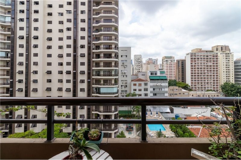 Apartamento no Itaim Bibi de 142m² Jesuíno Arruda São Paulo - 