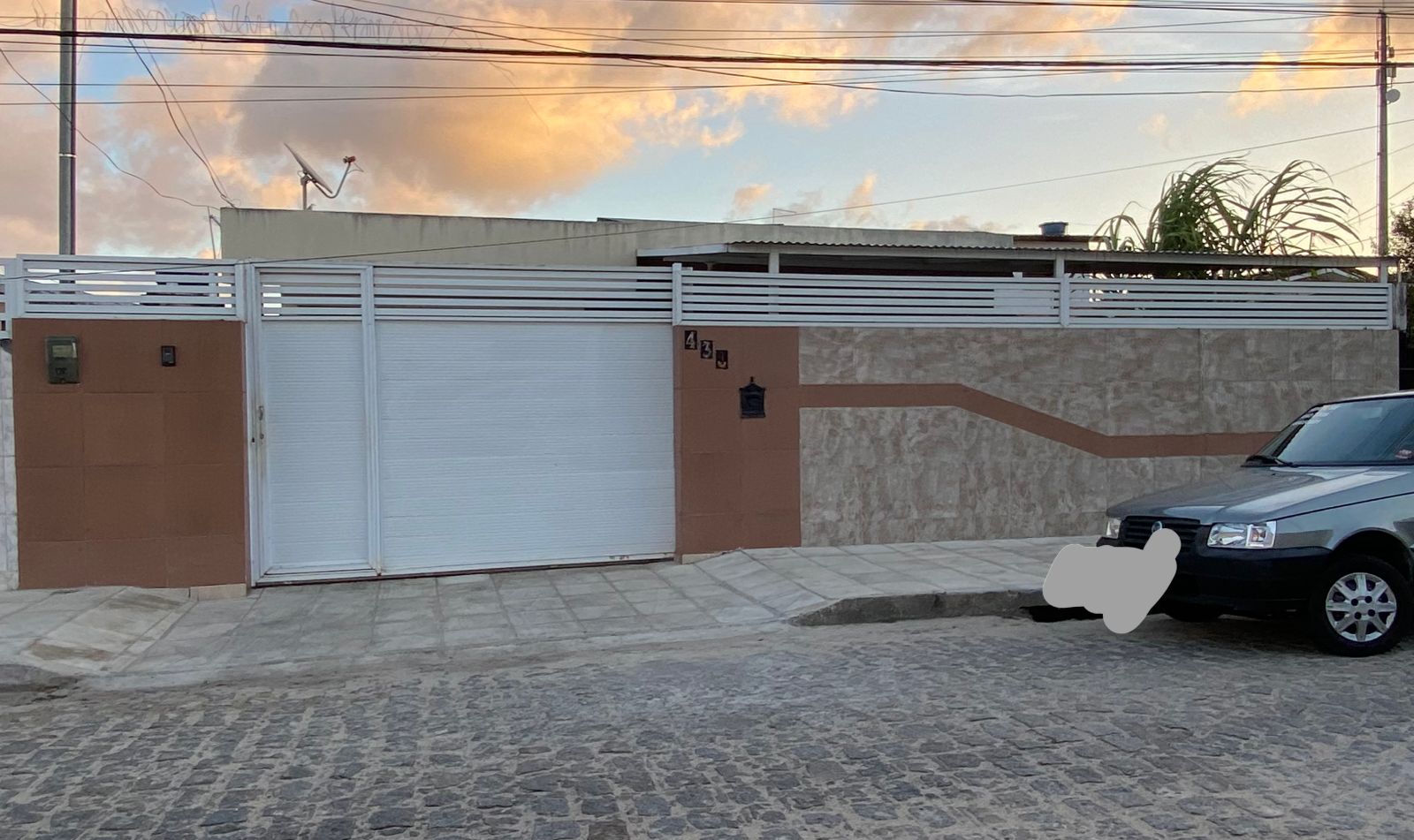 Casa solta para vende (usada) terreno 12x25  João Pessoa - 
