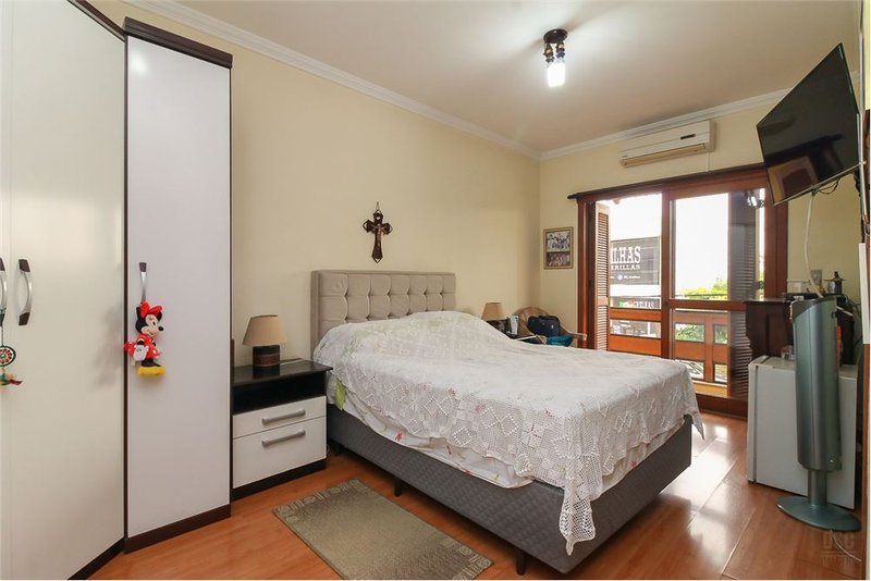 Casa IJAM 43 610181008-23 1 suíte 200m² José Aristides Martins Porto Alegre - 