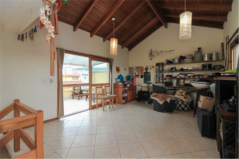 Casa IJAM 43 610181008-23 1 suíte 200m² José Aristides Martins Porto Alegre - 