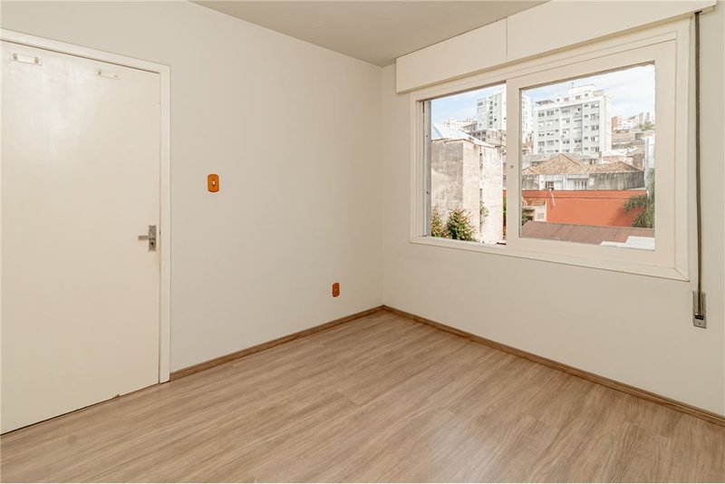 Apartamento CBR 129 Apto 610221039-1 1 dormitório 43m² Avaí Porto Alegre - 