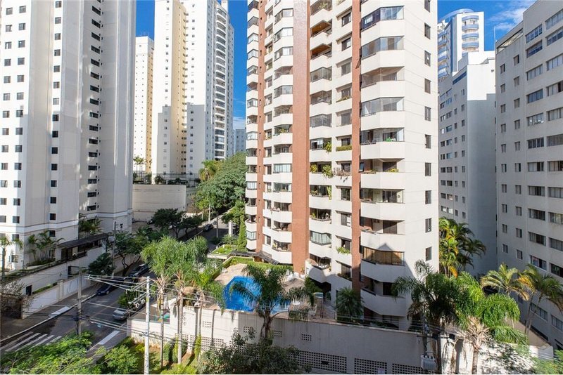 Apartamento na Vila Mascote de 2 dormitórios 56m² RUA PRAIA DO CASTELO São Paulo - 
