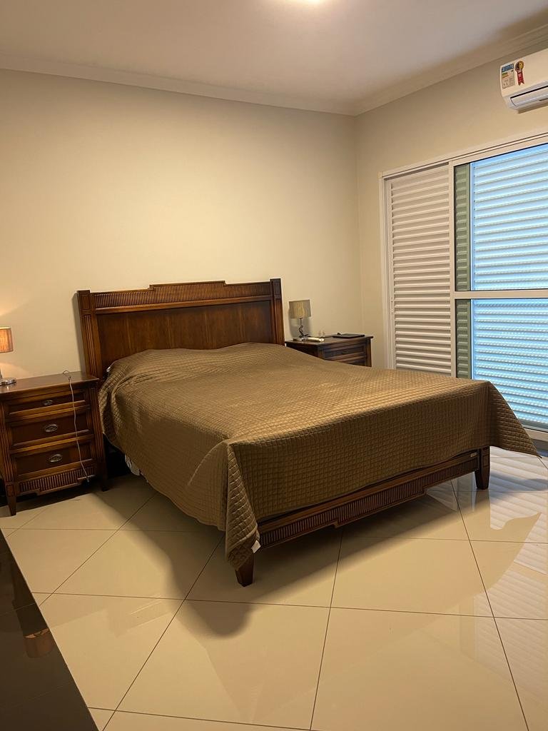 Casa à venda com 3 quartos, 282m² - Foto 10