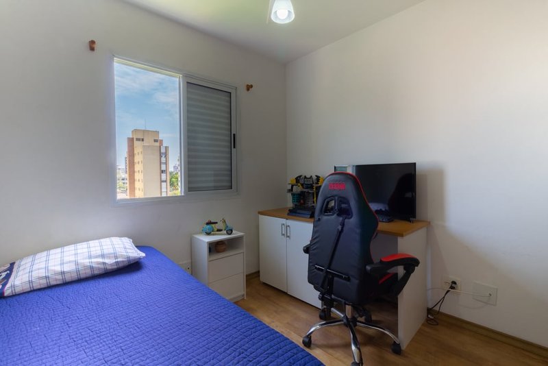 Apartamento em Pinheiro com 3 dormitórios 93m² Alves Guimarães São Paulo - 