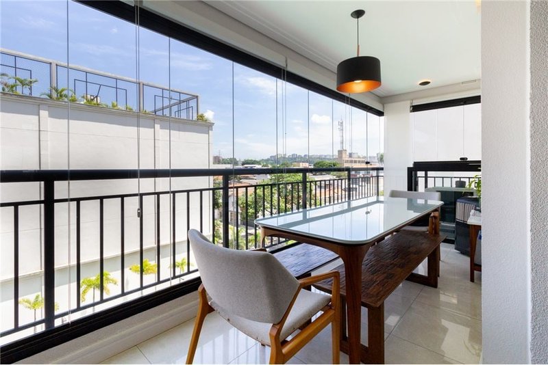 Apartamento na Vila  Vila Anastácio com 70m² R. Martinho de Campos São Paulo - 