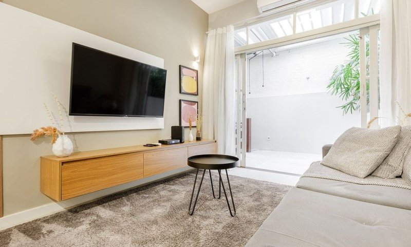 Apartamento com 3 Quartos para alugar, 151m² - Leblon Rua Cupertino Durão Rio de Janeiro - 