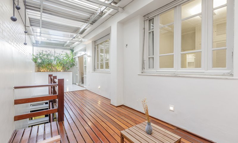 Apartamento com 3 Quartos para alugar, 151m² - Leblon Rua Cupertino Durão Rio de Janeiro - 