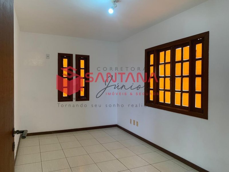 Casa em condomínio em buraquinho (INDISPONÍVEL) Rua Manoel José Pereira Lauro de Freitas - 