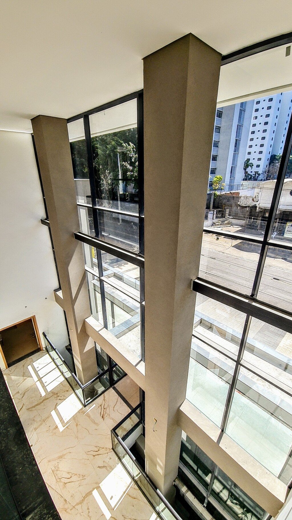 Apartamento à venda com 3 quartos, 127m² - Foto 22