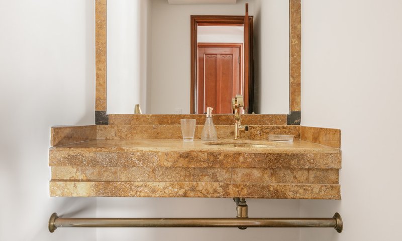 Apartamento de 220m², 3 quartos em Lagoa Avenida Epitácio Pessoa Rio de Janeiro - 