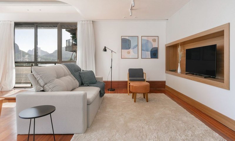 Apartamento de 220m², 3 quartos em Lagoa Avenida Epitácio Pessoa Rio de Janeiro - 