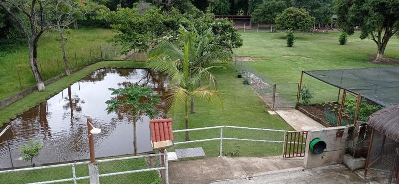 CHÁCARA COM 10.000 METROS EM PARAIBUNA/SÃO PAULO - Paraibuna - 