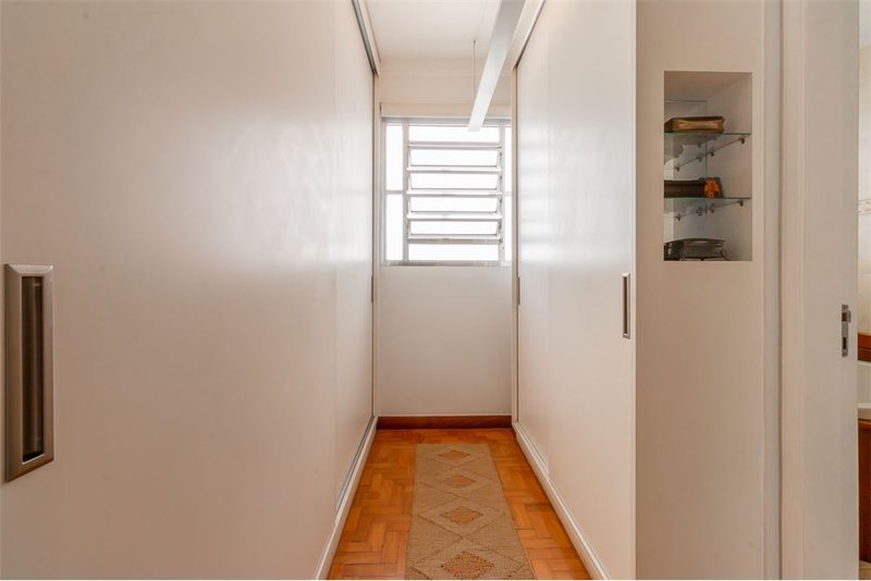 Apartamento na Bela Vista de  212m² Martiniano de Carvalho São Paulo - 