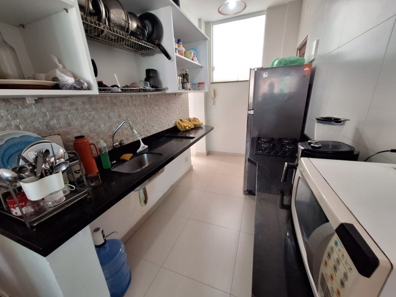 APARTAMENTO AMPLO 2 QUARTOS REFORMADO DEPENDÊNCIA À VENDA NA BARRA! Rua Tenente Pires Ferreira Salvador - 