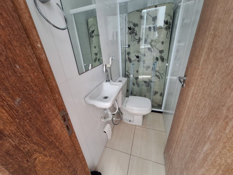APARTAMENTO AMPLO 2 QUARTOS REFORMADO DEPENDÊNCIA À VENDA NA BARRA! Rua Tenente Pires Ferreira Salvador - 