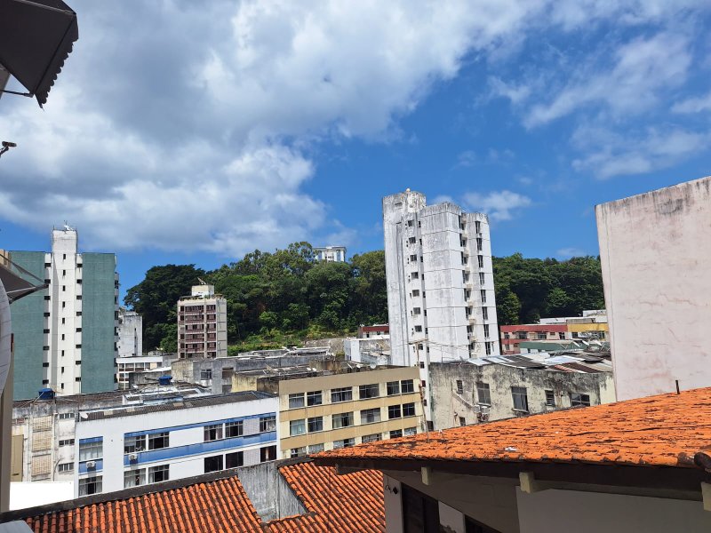 APARTAMENTO AMPLO 2 QUARTOS REFORMADO DEPENDÊNCIA À VENDA NA BARRA! Rua Tenente Pires Ferreira Salvador - 