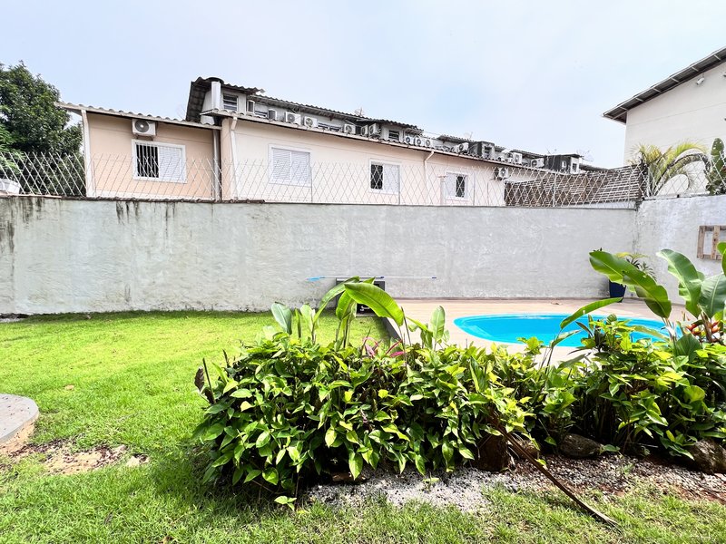 Casa com área verde e piscina privativa  São Sebastião - 