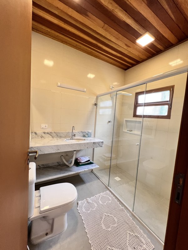 Casa com área verde e piscina privativa  São Sebastião - 