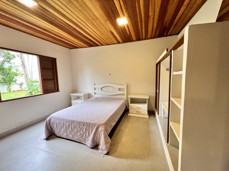 Casa com área verde e piscina privativa  São Sebastião - 