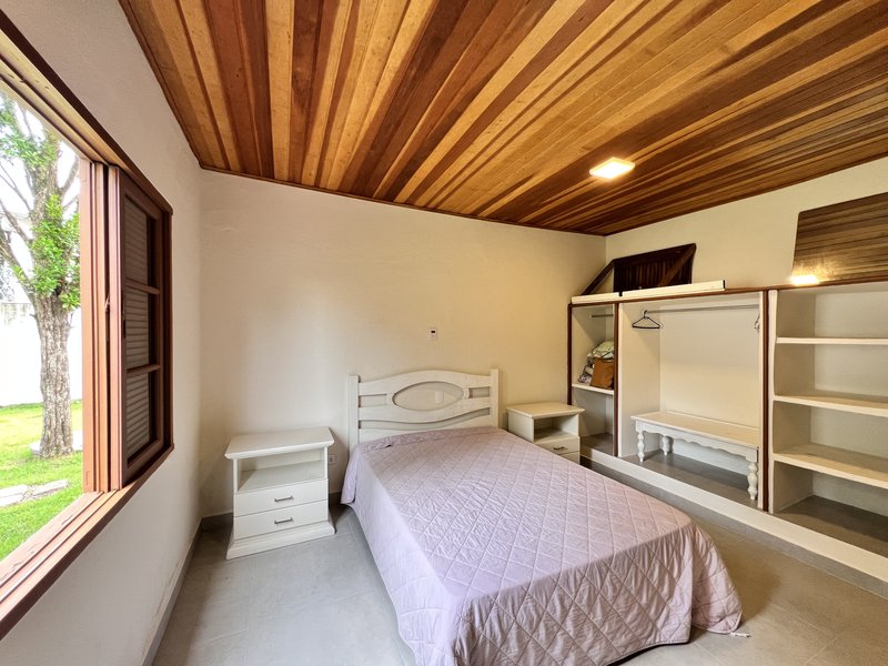 Casa com área verde e piscina privativa  São Sebastião - 