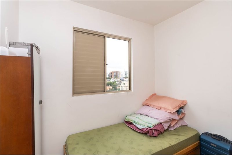 Apartamento com 3 dormitórios 64m² RUA MANUEL JACINTO São Paulo - 