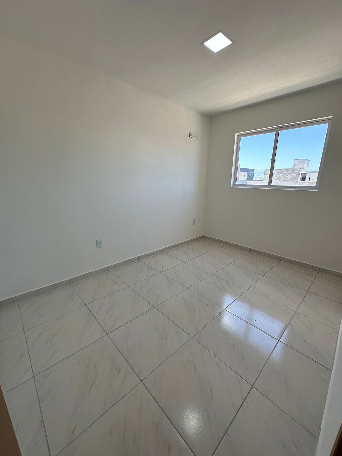 Vendo apartamento com 02 e 03 quartos  - bairro Planalto Boa Esperança  João Pessoa - 