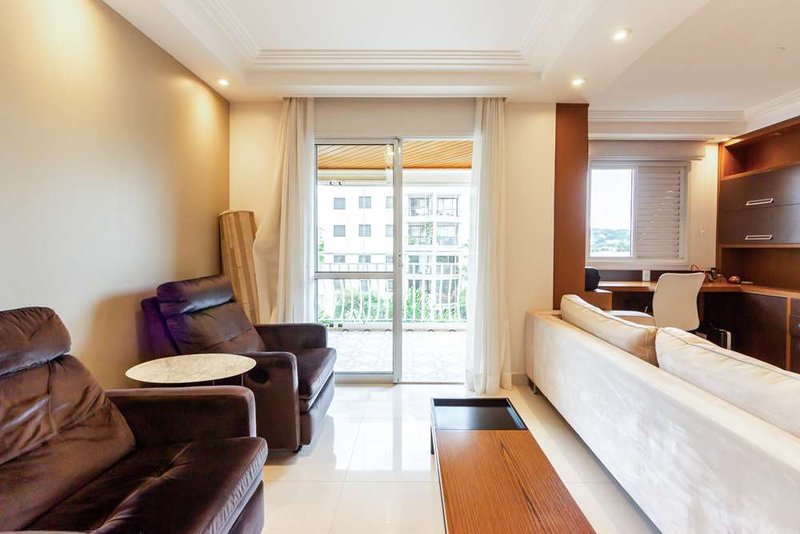 Apartamento com 3 dormitórios com 78m² RUA QUITANDUBA São Paulo - 