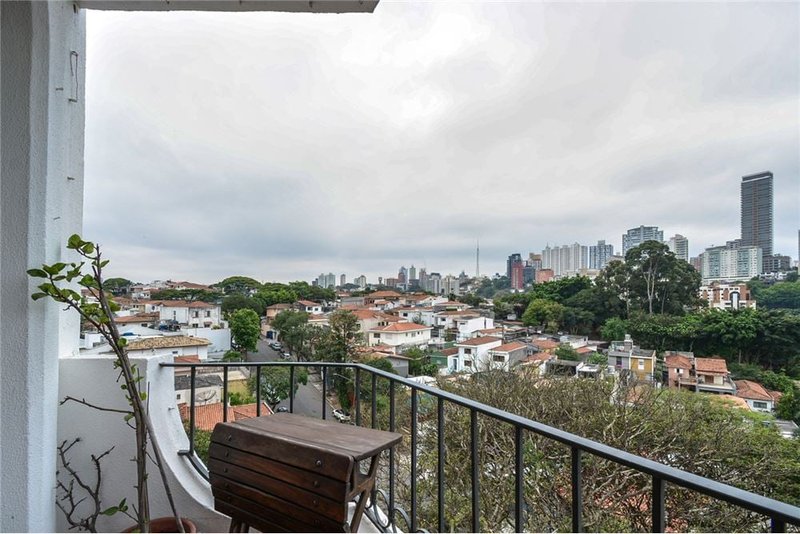 Apartamento na Vila Madalena com 158m² Beatriz São Paulo - 