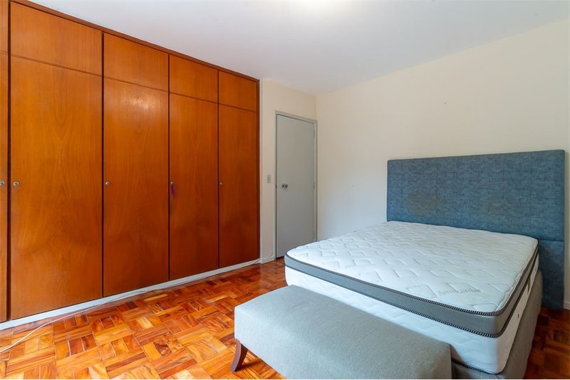 Apartamento em Perdizes com 221m² rua Paraguaçu São Paulo - 