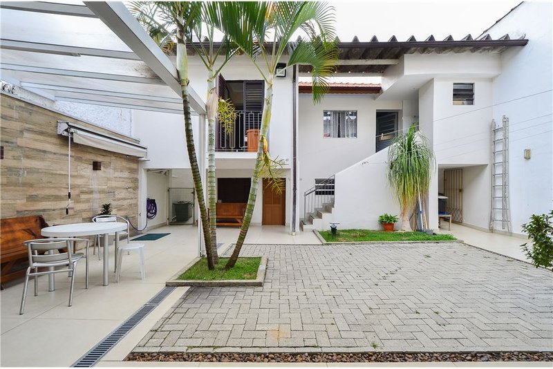 Casa com 4 suítes 248m² Tsutomi Suzuki São Paulo - 