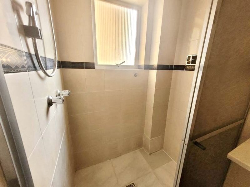 R$ 798.000 - ENORME APARTAMENTO - 145M2 - 3 DORM - SUÍTE - SACADÃO - 1 VAGA Rua General Lima e Silva Porto Alegre - 