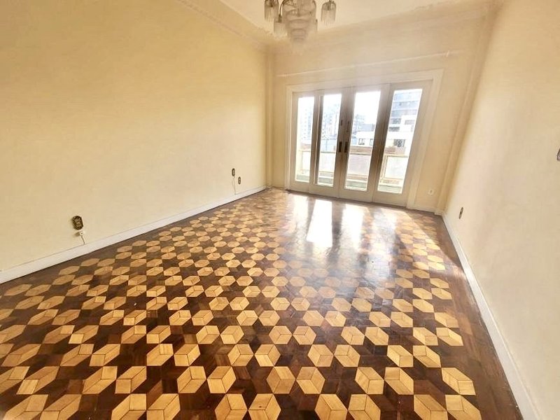 R$ 798.000 - ENORME APARTAMENTO - 145M2 - 3 DORM - SUÍTE - SACADÃO - 1 VAGA Rua General Lima e Silva Porto Alegre - 