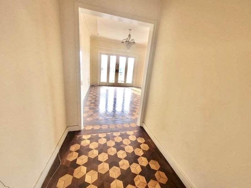 R$ 798.000 - ENORME APARTAMENTO - 145M2 - 3 DORM - SUÍTE - SACADÃO - 1 VAGA Rua General Lima e Silva Porto Alegre - 