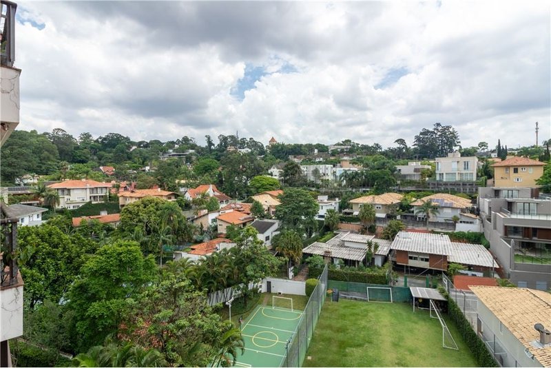 Apartamento no Real Parque com 251m² Barão de Monte Mor São Paulo - 