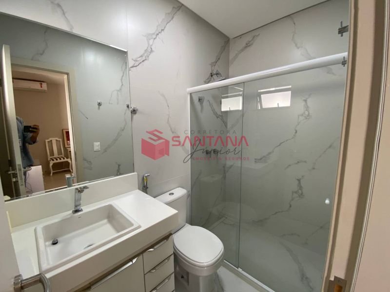Casa com 4 suítes na Priscila Dutra. (INDISPONÍVEL) Rua Priscila B Dutra Lauro de Freitas - 