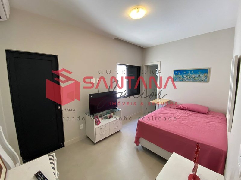 Casa com 4 suítes na Priscila Dutra. (INDISPONÍVEL) Rua Priscila B Dutra Lauro de Freitas - 