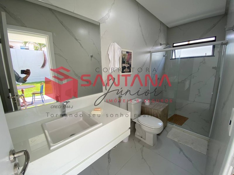 Casa com 4 suítes na Priscila Dutra. (INDISPONÍVEL) Rua Priscila B Dutra Lauro de Freitas - 
