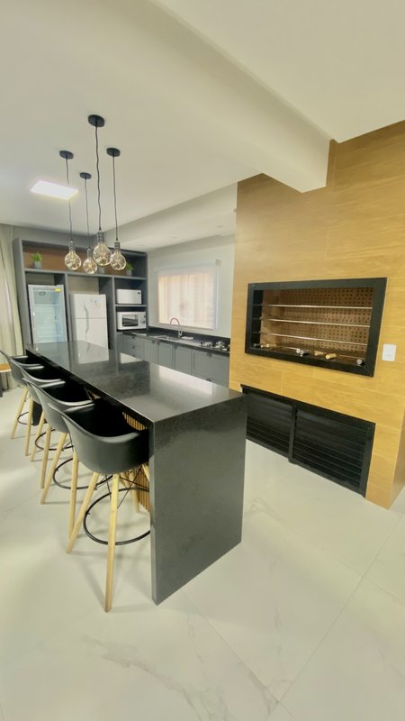 APARTAMENTO COM 1 SUÍTE MAIS 1 DORMITÓRIOS PRÓXIMO A UNIFEBE - Brusque - 