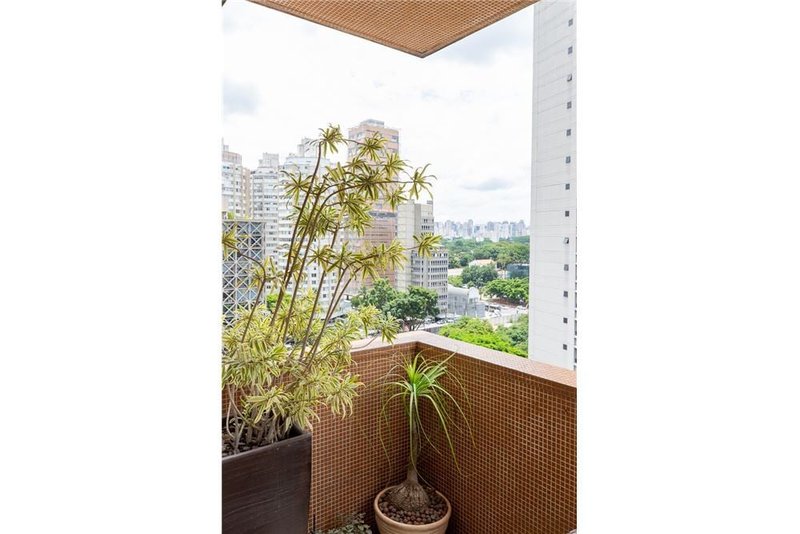 Apartamento no Itaim Bibi 180m² Araçari São Paulo - 