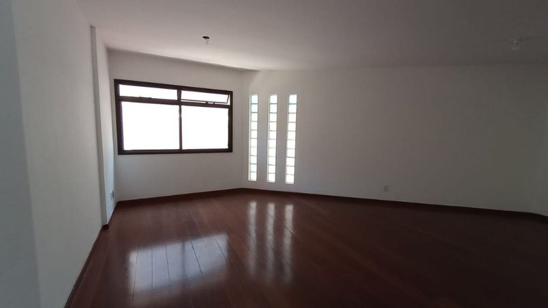Apartamento com 3 dormitórios à venda, 189 m² por R$ 849.900 - Centro - Nova Friburgo/RJ - Nova Friburgo - 