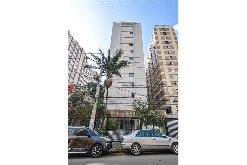 Apartamento com 3 dormitórios 108m² Oscar Freire São Paulo - 