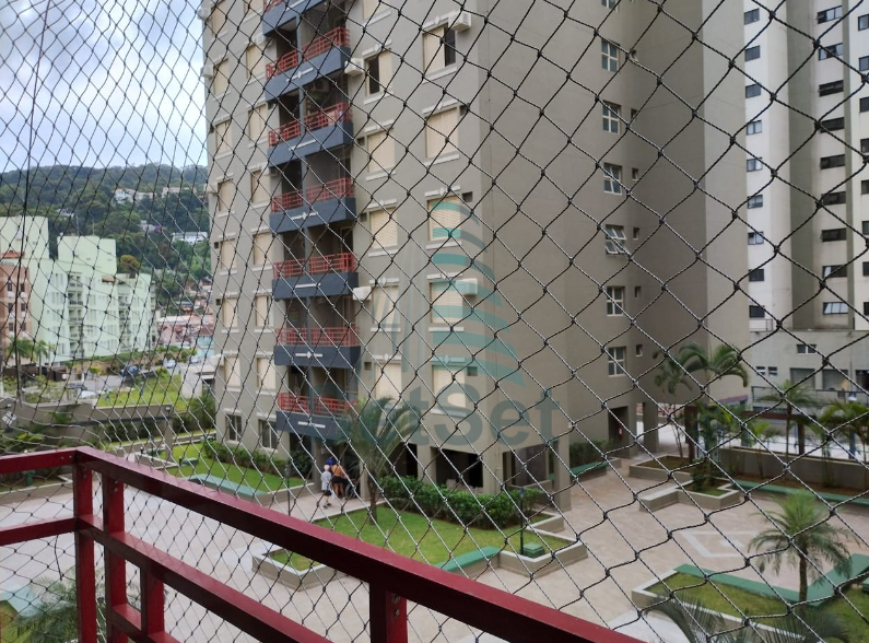 Venha morar em um condomínio completo localizado a poucos minutos da Praia da Enseada - Guarujá - 