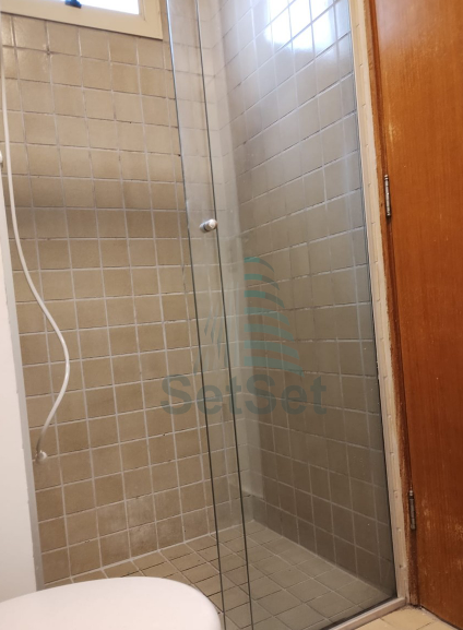 Venha morar em um condomínio completo localizado a poucos minutos da Praia da Enseada - Guarujá - 