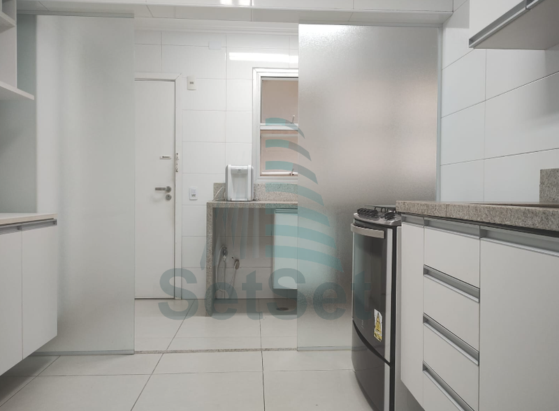 Apartamento com vista mar - Pitangueiras - Guarujá/SP  Guarujá - 