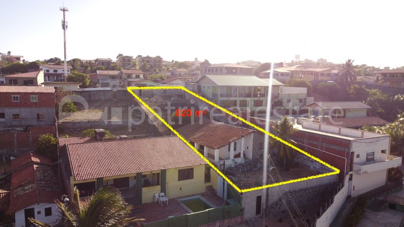 Terreno Vista Mar com 820 m² Documentação perfeita! R$ 400.000 Prainha centro - Aquiraz CE Rua da Igreja S/Nº  Aquiraz - 