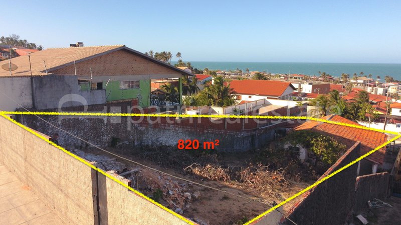 Terreno Vista Mar com 820 m² Documentação perfeita! R$ 400.000 Prainha centro - Aquiraz CE Rua da Igreja S/Nº  Aquiraz - 