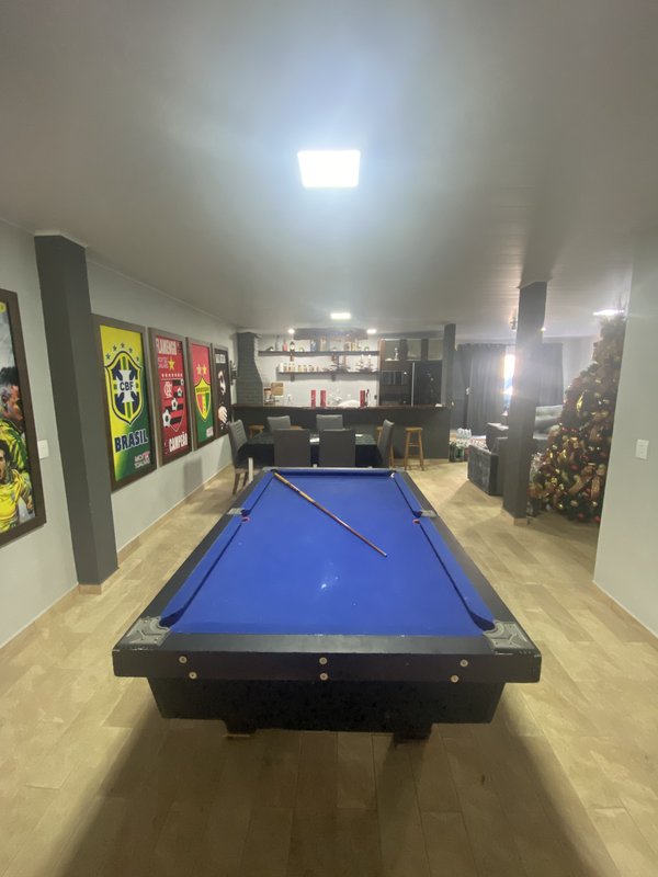 CASA COM 1 SUÍTE MAIS 2 DORMITÓRIOS COM PISCINA,  NO BAIRRO BATEAS - Brusque - 